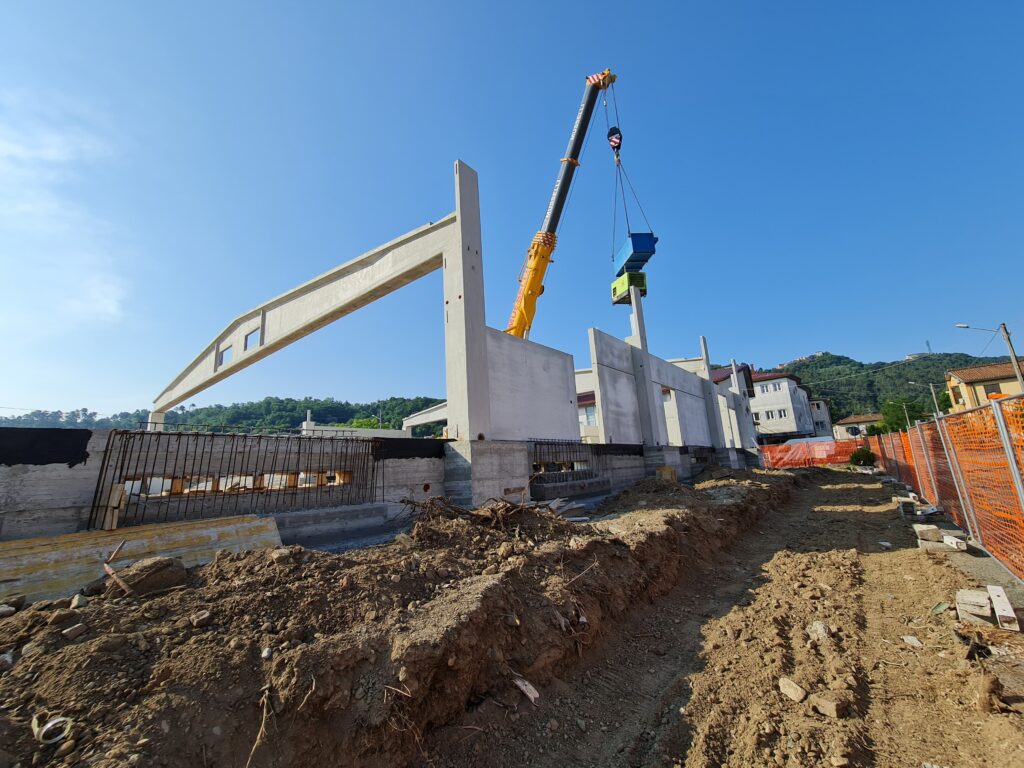 alizzazione di un capannone in calcestruzzo armato prefabbricato