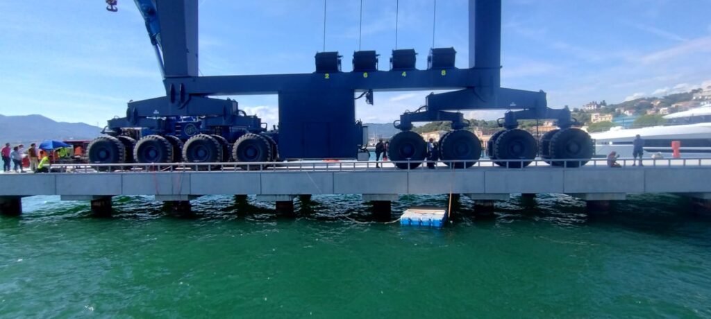 Realizzazione di ampliamento a mare della darsena di Alaggio varo
