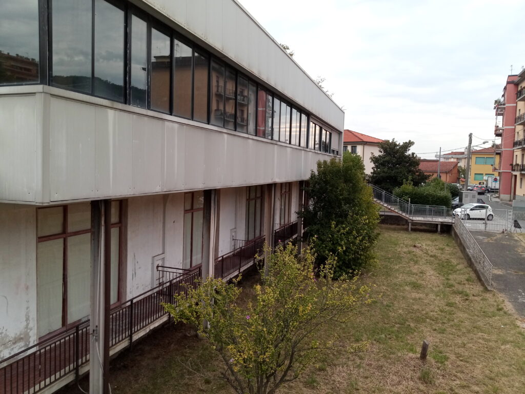 Scuola media di Romito Magra